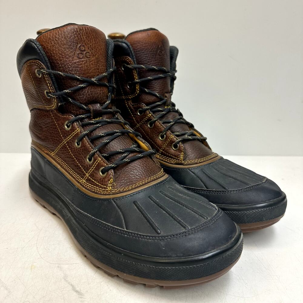 VERY GOOD Nike ACG Woodside II Dark Gold Leaf Duck Boot Sneaker Men's 9.5 D